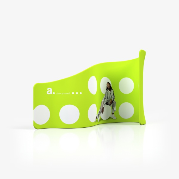 adWall Vario Twist – Spiralformet bakvegg for reklame