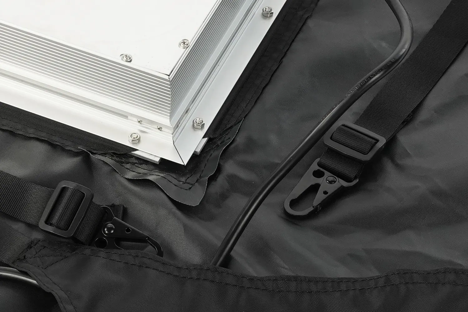 adTent LED 3x3 1 adTent LED 3x3