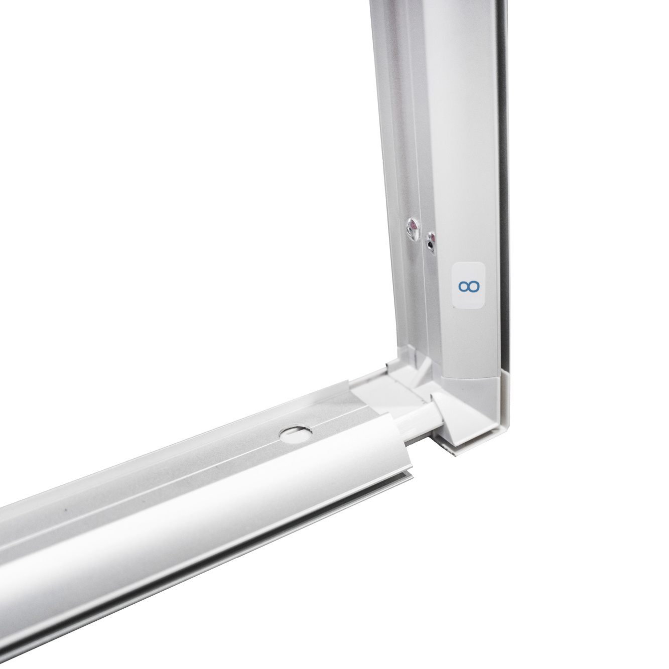 adFrame_Flex_lyskassevegg_1